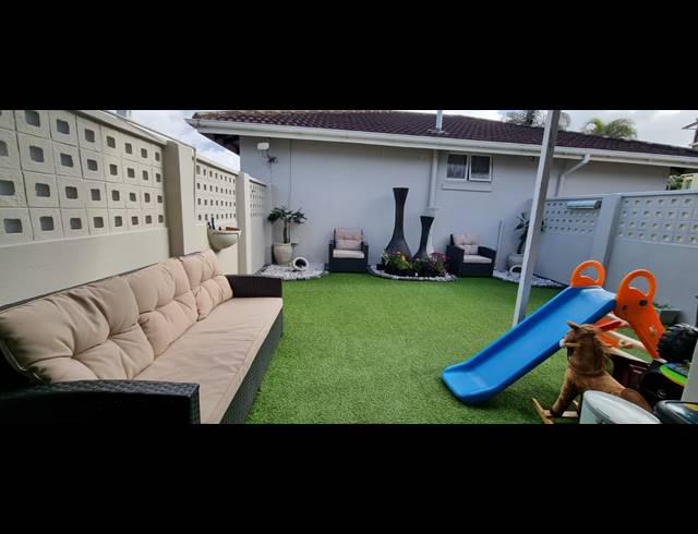 2 BEDROOM FLAT FOR SALE IN GLENWOOD